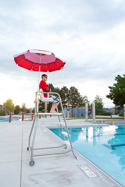 Lifeguard chair cheap with umbrella